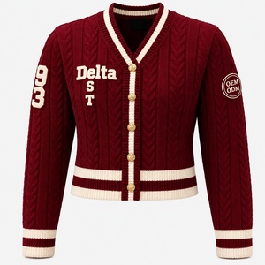 Cardigan court Delta DST Mahroon personnalisé pour sororité, OEM ODM, pull en tricot torsadé boutonné brodé 100 % coton pour femme - Product Image 2