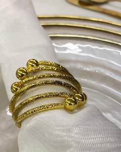 Anneau de serviette en aluminium de grande qualité à prix raisonnable, finition raffinée, décoration de table discrète pour une salle à manger sophistiquée - Product Image 6