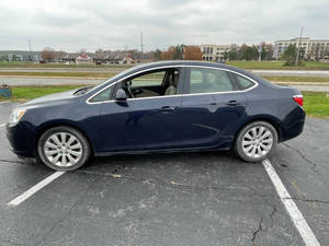 Vente en gros de Buick Verano 4 portes berline 2016, groupe cuir, avec caméra arrière, conduite à gauche, transmission intégrale - Voitures d'occasion pas chères à vendre - Product Image 4