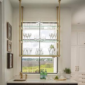 Estantes de latón montados en la pared de lujo para almacenamiento de baño con un elegante diseño duradero con acabado dorado - Product Image 5