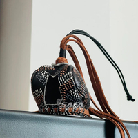 Porte-clés capuche en cuir de haute qualité accessoires de chasse fauconnerie magnifiquement conçus porte-clés Dubaï pour sacs