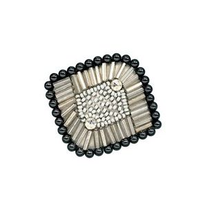 Broches de alambre de lingotes de la mejor calidad, broches con cuentas de cuero de nuevo diseño, accesorio de moda saludable, técnica bordada - Product Image 1