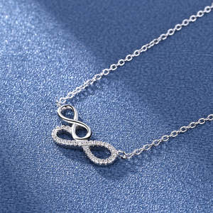 Collana con Pendente Doppio Infinito in Oro 18K e Argento Sterling con Cristalli - Product Image 3