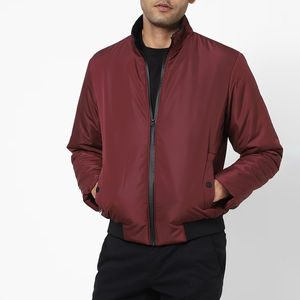 Nouveauté Veste bomber sur mesure OEM Vêtements décontractés pour hommes Fabriquée dans les meilleurs matériaux Vestes bomber pour hommes Personnalisées - Product Image 2