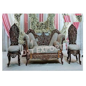 Juego de sofá de boda moderno profesional en madera tratada de estilo Maharaja Tamaño y color personalizables - Product Image 5