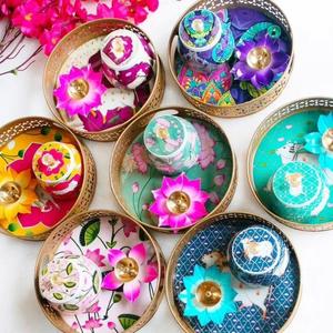 Plateau en métal Pichwai du Rajasthan, pot en acier, lotus en laiton, Diya, décoration de Diwali, cadeau pour la maison, cadeau de mariage Navratri, cadeau de retour, KABIR CRAFT - Product Image 1