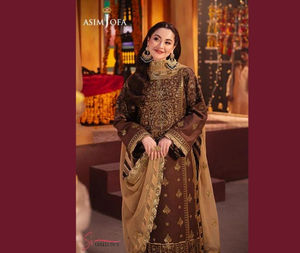 Estrella paquistaní Hania Aamir Trayendo Asim Jofa BORDADO TORCIDO SEDA Vestido de 3 piezas Cosido por la colección Ssumaira - Product Image 5