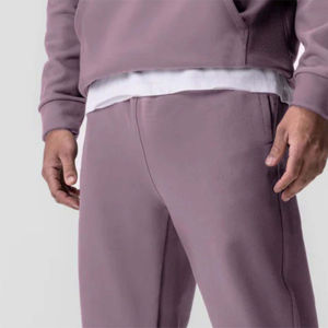 Pantalones casuales modernos para hombre con material transpirable, ajuste cómodo y líneas limpias, ideales para uso diario y relajado. - Product Image 6