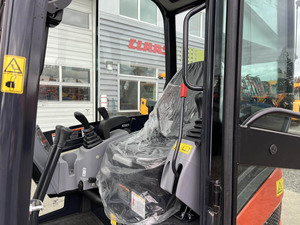รถขุดขนาดเล็ก Kubota KX018-4 น้ำหนัก 1.7 ตัน พร้อมใบมีดด้านหน้า สำหรับงานก่อสร้างในฟาร์ม - Product Image 6
