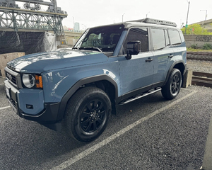 Toyota Land Cruiser Première Édition 2024 Voiture d'occasion - Product Image 6