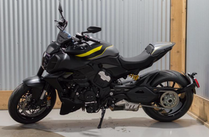 2026 Diavel V4 Black Roadster, la mejor moto comercial en subasta, 1.158 cc, 168 CV, 124 kW, 10.750 rpm. Lista para enviar. - Product Image 2