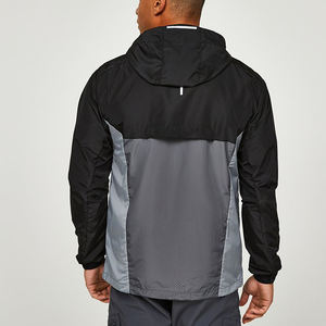 Veste de randonnée pour homme légère, imperméable, coupe-vent, softshell, avec capuche - Product Image 4