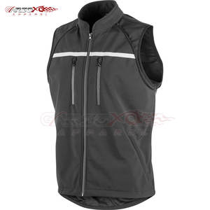 Veste Softshell de moto pour hommes d'aventure avec capuche coupe-vent et renfort au coude Veste Softshell de moto légère pour hommes - Product Image 4