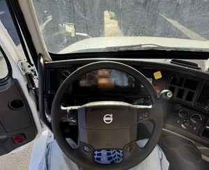 Meilleur!! Tracteur routier diesel poids lourd 6x4 avec cabine couchette pour le transport logistique longue distance sur autoroute - Product Image 4