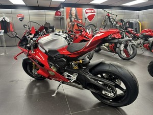 NUEVA <span class=keywords><strong>Ducati</strong></span> Panigale V4 R 2026, Motocicleta <span class=keywords><strong>Deportiva</strong></span> - Product Image 3