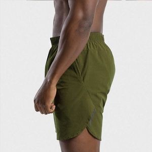 กางเกงขาสั้นกีฬาฤดูร้อนสำหรับผู้ชายกางเกงผ้าตาข่ายไหมน้ำแข็งแห้งเร็วแบบลำลองทรงหลวมพร้อมเชือกปิดดีไซน์สีพื้น - Product Image 5