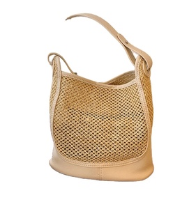 Bolso de Paja de Cuero Espacioso Hecho a Mano, Tejido a Crochet y Macramé, Directo del Proveedor Indio, Hecho Especialmente para Ti - Product Image 1