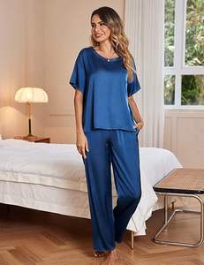 Ropa de dormir de mujer personalizada de fábrica para ropa de invierno suave de invierno para mujer - Product Image 4