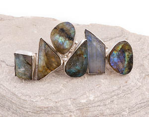 Bague de mariage pour femme en argent sterling 925 faite à la main avec pierre précieuse en cristal de labradorite parfaite bijoux de fête cadeau en gros - Product Image 3