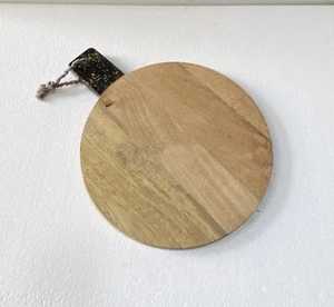 Planche à découper en bois de manguier avec poignée en résine Vaisselle personnalisée pour légumes Fromage à découper - Outil de cuisine élégant Blocs à découper - Product Image 5