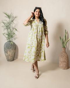 ชุดเดรสผ้าฝ้ายพิมพ์ลายดอกไม้ทำด้วยมือสไตล์อินเดียชุดเดรสแบบลำลองสำหรับใส่ในฤดูร้อนของขวัญแต่งงาน - Product Image 1