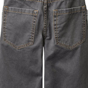 Vêtements urbains élégants et essentiels, tissu durable et respirant, coupe moderne raffinée, pour tous les jours / tenue décontractée pour garçons, avec possibilité de personnalisation du logo. - Product Image 5