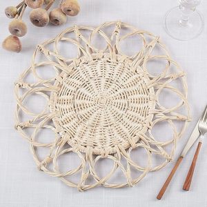 Tapis et coussinets de salle à manger en rotin torsadé attrayants pour les décorations de Noël de mariage et les réunions de famille-Article de cadeau de fête parfait - Product Image 3