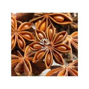 Anís estrellado de ALTA CALIDAD para incluir en la cesta de regalo culinaria y ofrecer una calidez relajante en las preparaciones de té de hierbas. - Product Image 1