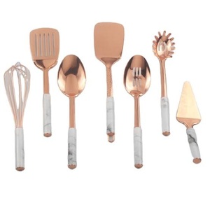 Cuillère de service à riz plaqué argent brillant pour table de mariage au design moderne Article de couverts Cuillère de service décorative en métal - Product Image 2