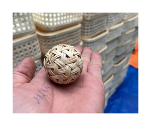 Boule de rotin décorative faite à la main du Vietnam artisanat en gros exportateur bon prix commandes en gros fournisseur de confiance boule de rotin naturel - Product Image 3