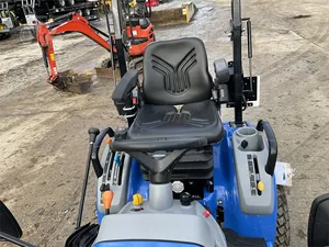 Tracteur New Holland Boomer Series NEUF/OCCASION à vendre, machine agricole robuste et lourde pour l'utilisation en ferme, sur le champ et dans le jardin - Product Image 4
