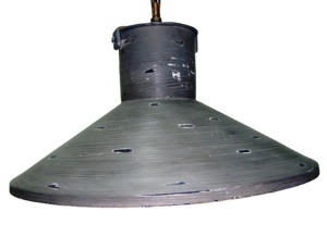 Lámparas colgantes e industriales de acero inoxidable y hierro con acabado dorado y plateado equipadas con accesorios Premium certificados - Product Image 4