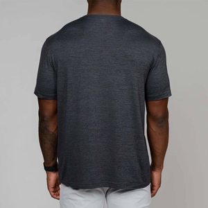 T-shirt de performance 100% coton à la mode pour hommes, durable et respirant pour les amateurs de sport et de course à pied - Product Image 3