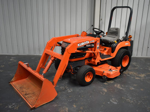 Used Kubota L4600 Wheel Tractors 100HP 4WD Gear <b>Drive</b> Farm Use 1 Year Warranty Eco-Friendly Long Service Life Digital High IOT - Product Image 5