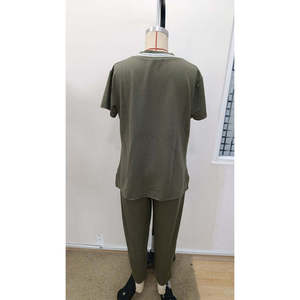 Conjunto de Dos Piezas para Mujer, Blusa de Manga Corta con Cuello en V y Pantalones, 35790 - Negro - Product Image 5