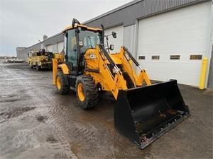 รถตักล้อยาง JCB 3CX รุ่นปี 2025 ขนาดกะทัดรัด สำหรับงานตักไม้ 45 ตัน - Product Image 2