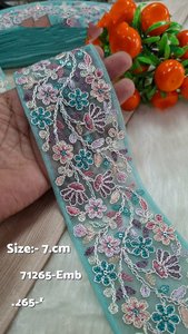 Cordones bordados elegantes hechos a medida para trajes de novia étnicos y artesanías para cualquier diseño y para fines de reventa. - Product Image 3