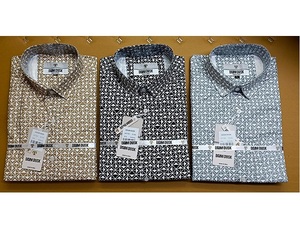 Chemise à carreaux coupe ajustée pour hommes avec poche avant et confort léger d'Inde - Product Image 1