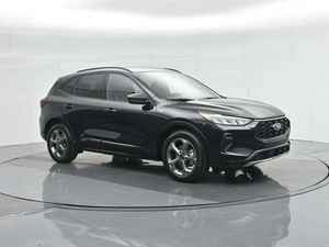 Clean 2024 F o r d Escape Hybrid ST-Line FWD - Product Image 2