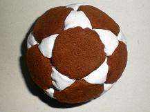 Footbag Hacky Sack Bolas de malabares Bolas de estrés Nuevo logotipo Estampado de punto Directo de fábrica Fútbol en forma de Pu Hacky Sack Toy Nuevo logotipo - Product Image 6