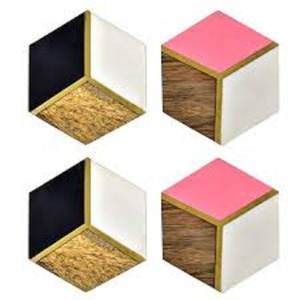 Juego de posavasos de madera hechos a mano de nuevo diseño, madera de nogal, diseño personalizado, artesanía en la India con calidad de exportación - Product Image 5