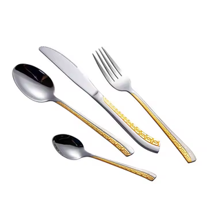 Cuillère à dessert en acier inoxydable lavable au lave-vaisselle Assiette dorée Cuillères design royal Cuillères de banquet en acier inoxydable - Product Image 2