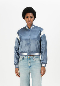 Chaqueta Universitaria Corta de Satén de Alta Calidad Personalizada para Mujer, Chaqueta Bomber, Chaqueta Universitaria con Letras - Product Image 2