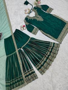 Fil de soie Chinon traditionnel avec haut de travail à broderie séquentielle et Sharara avec bordure en dentelle à quatre côtés Dupatta - Product Image 4