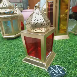 Juego de linternas de latón dorado para decoración de bodas, Set de faroles de latón dorado con cuentas, estilo marroquí, precio más barato en la India