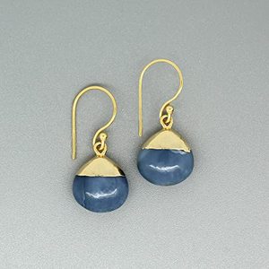 Natural Blue Onyx Teardrop Dangle <b>Earrings</b> 8-10mm Gold Electroplated Fashionable Gold-Plated Hook Birthstone Jewelry - Product Image 4