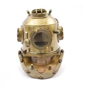 Mini casque de plongée en laiton vintage rond Style antique Casque technique découpé en cuivre de haute qualité avec base en bois. - Product Image 2