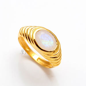 Arco Iris piedra lunar anillo de plata esterlina forma ovalada Arco Iris piedra lunar anillo junio piedra natal anillo de plata esterlina - Product Image 1