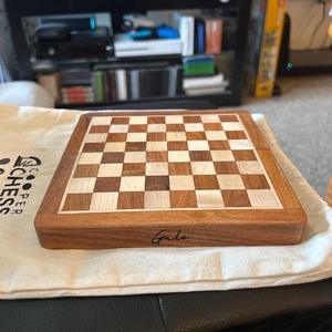 Jeu d'échecs avec plateau en bois pur 100% fait à la main et jeu d'échecs de taille personnalisée - Product Image 6