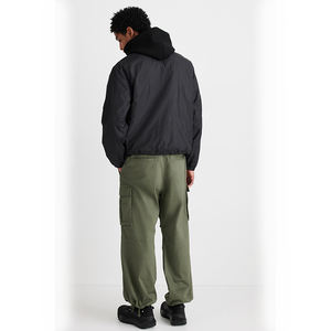 Pantalones Cargo para hombre con logotipo personalizado, ropa de calle de moda de invierno y verano, pantalones informales con múltiples bolsillos, lavado medio, recién llegado, venta al por mayor - Product Image 3